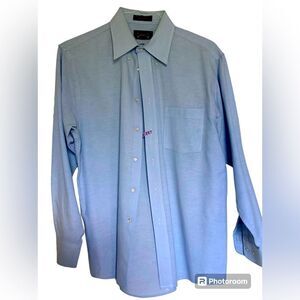 Men’s dress shirt.  16 32/33